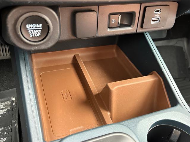 Used 2022 Ford Maverick Lariat w/ Lariat Luxury Package image 21