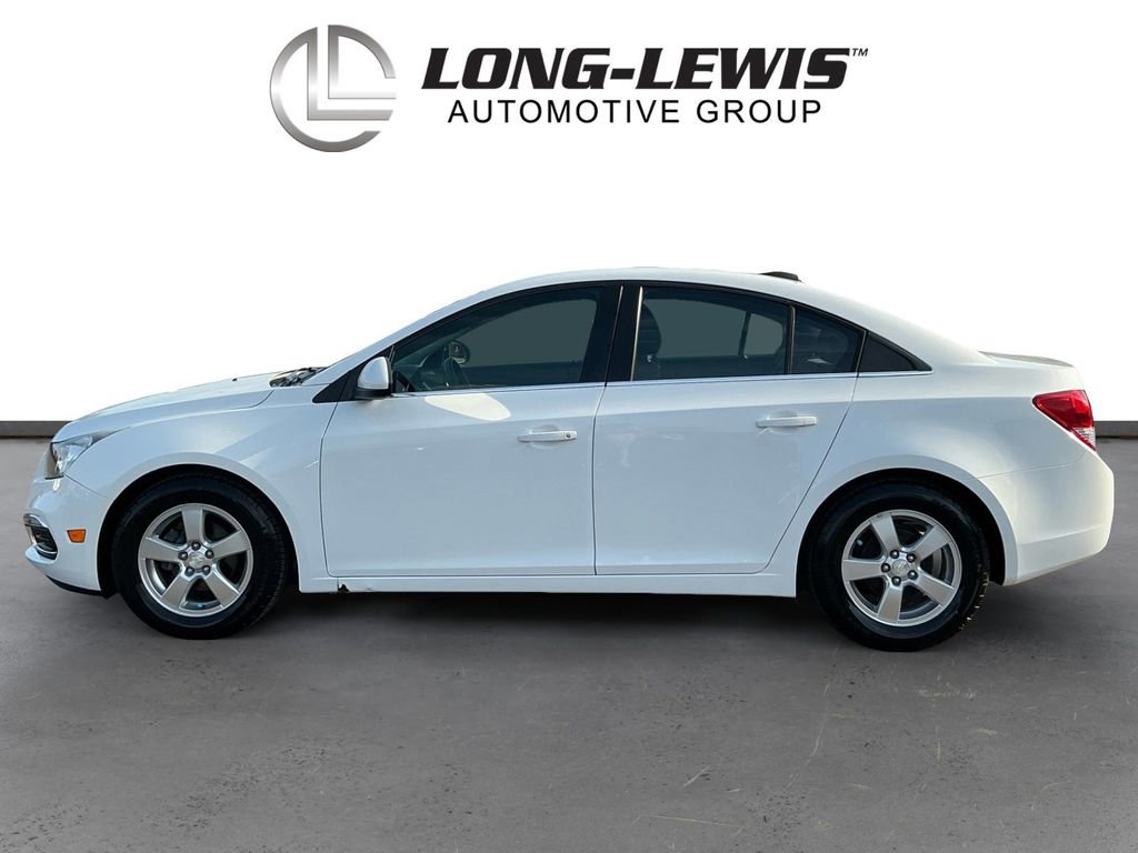 Used 2015 Chevrolet Cruze LT image 2
