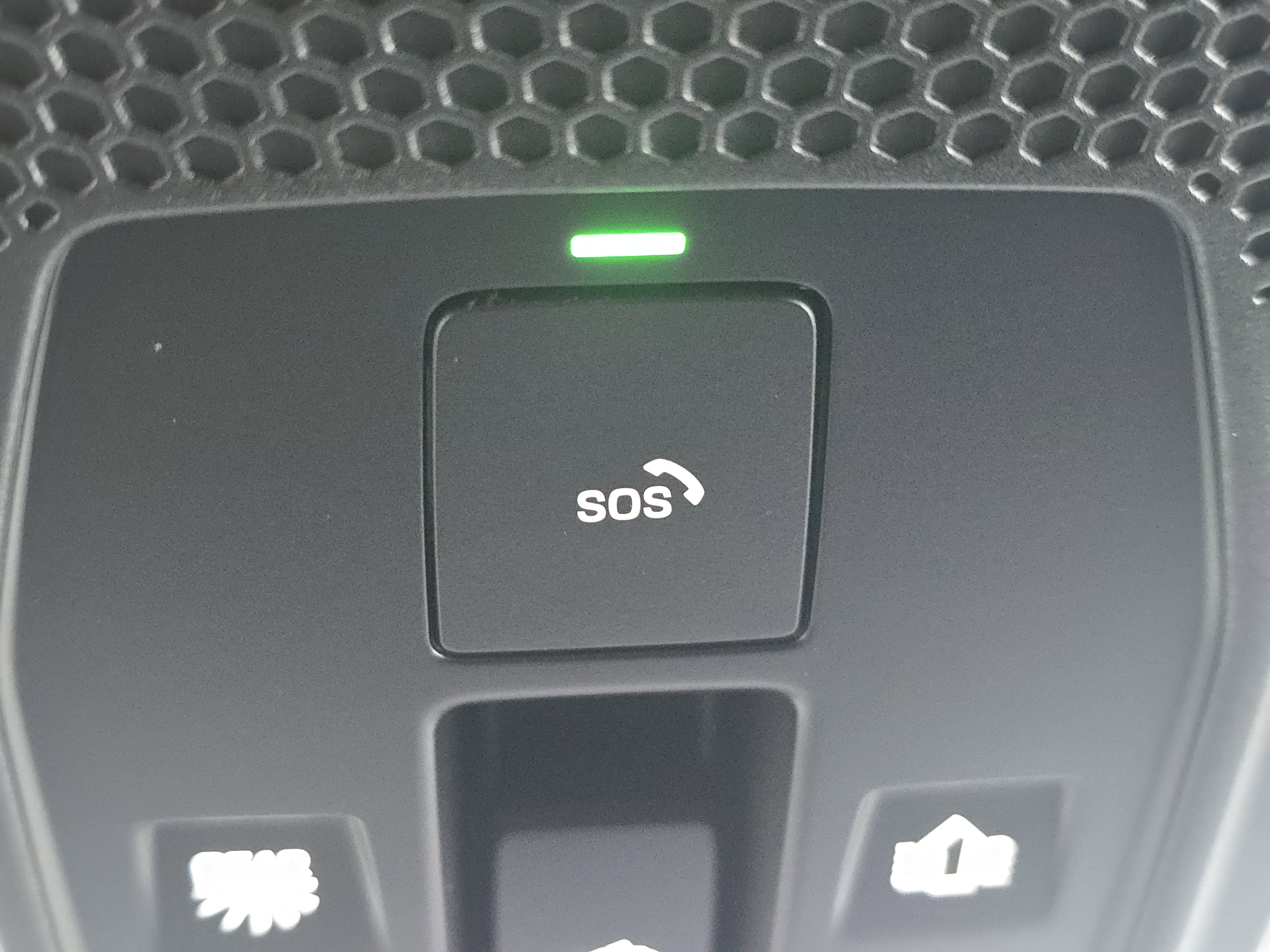 New 2025 Porsche Macan 4S Electric image 26