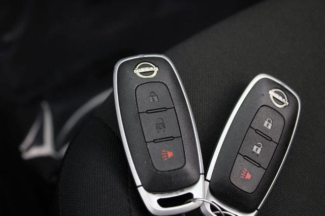 Certified 2025 Nissan Kicks Play S FWD image 29