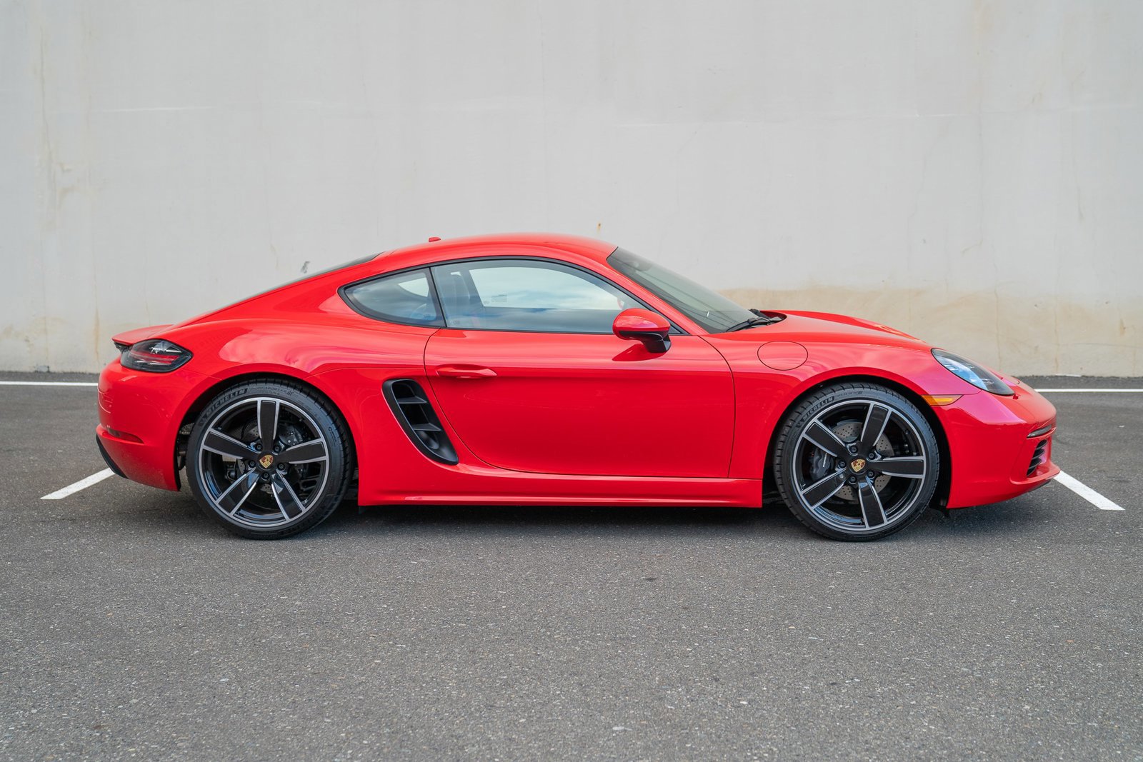 New 2025 Porsche 718 Cayman image 8