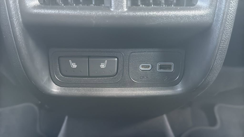 Used 2021 Cadillac XT4 Premium Luxury image 17