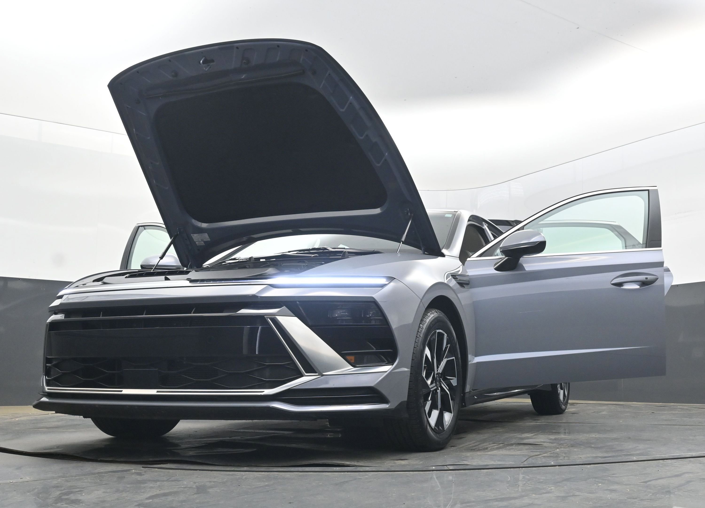 Used 2025 Hyundai Sonata SEL image 42