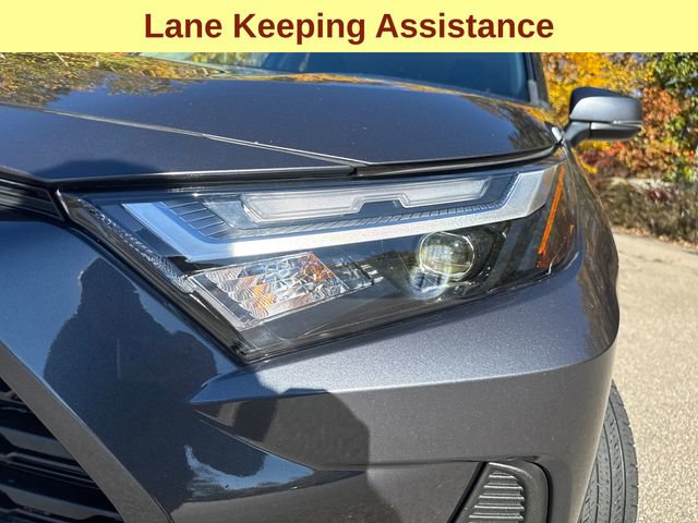Used 2023 Toyota RAV4 LE image 5