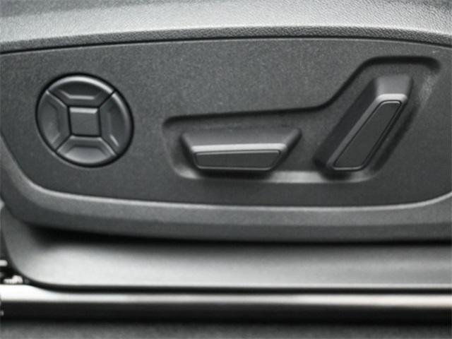 Certified 2025 Audi Q3 2.0T Premium Plus w/ Premium Plus Package image 10