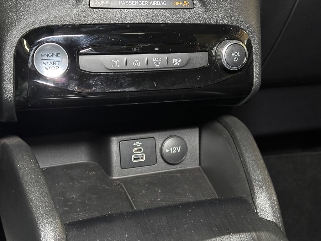 Used 2025 Ford Escape ST-Line w/ Tech Pack #1 image 38