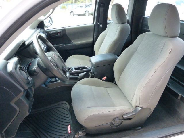 Used 2017 Toyota Tacoma SR image 27