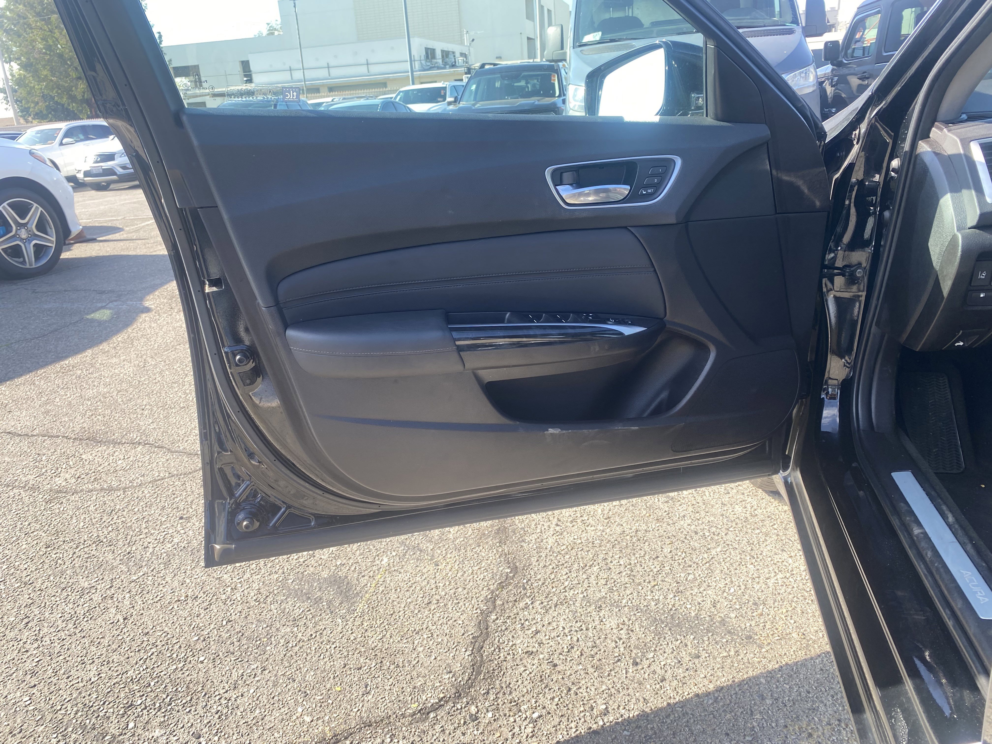 Used 2020 Acura TLX FWD image 15