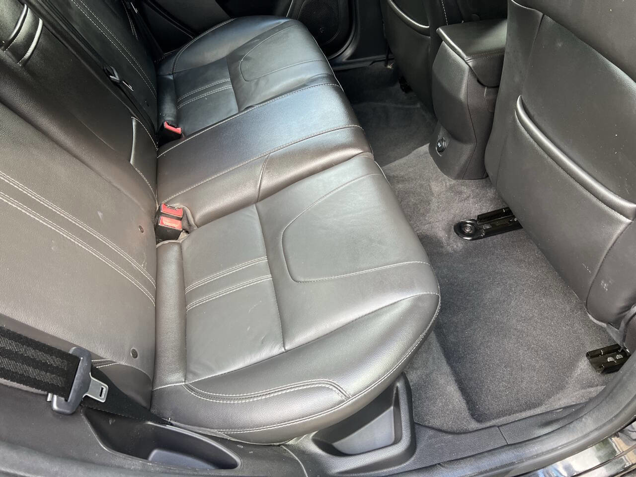 Used 2013 Ford Focus Titanium image 11