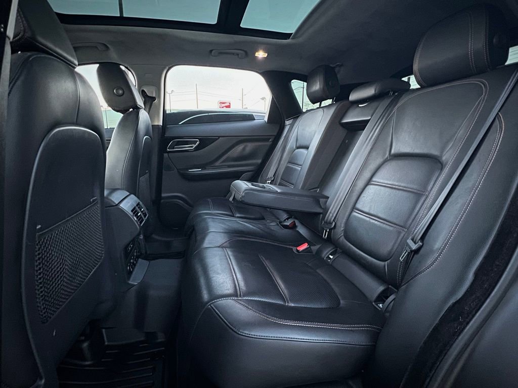 Used 2020 Jaguar F-PACE Prestige image 20