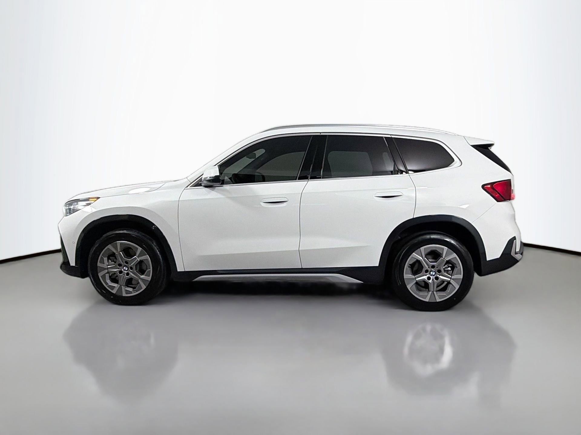 New 2026 BMW X1 xDrive28i w/ Technology Package image 8