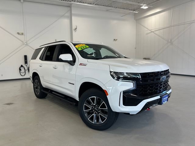 Used 2024 Chevrolet Tahoe Z71 w/ Luxury Package AWD/4WD image 6