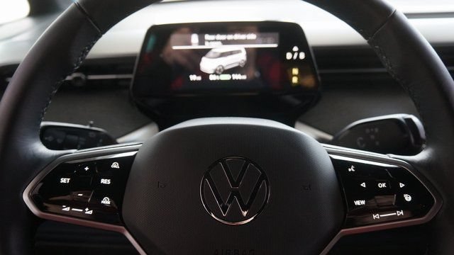 New 2025 Volkswagen ID. Buzz Pro S RWD image 14