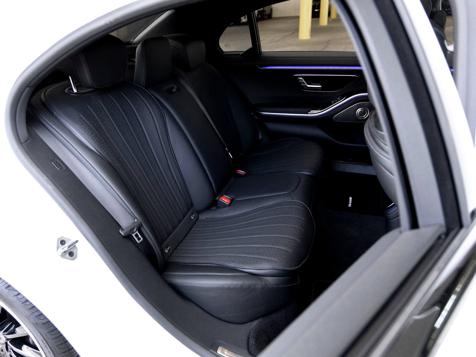 Certified 2023 Mercedes-Benz S 500 4MATIC image 24