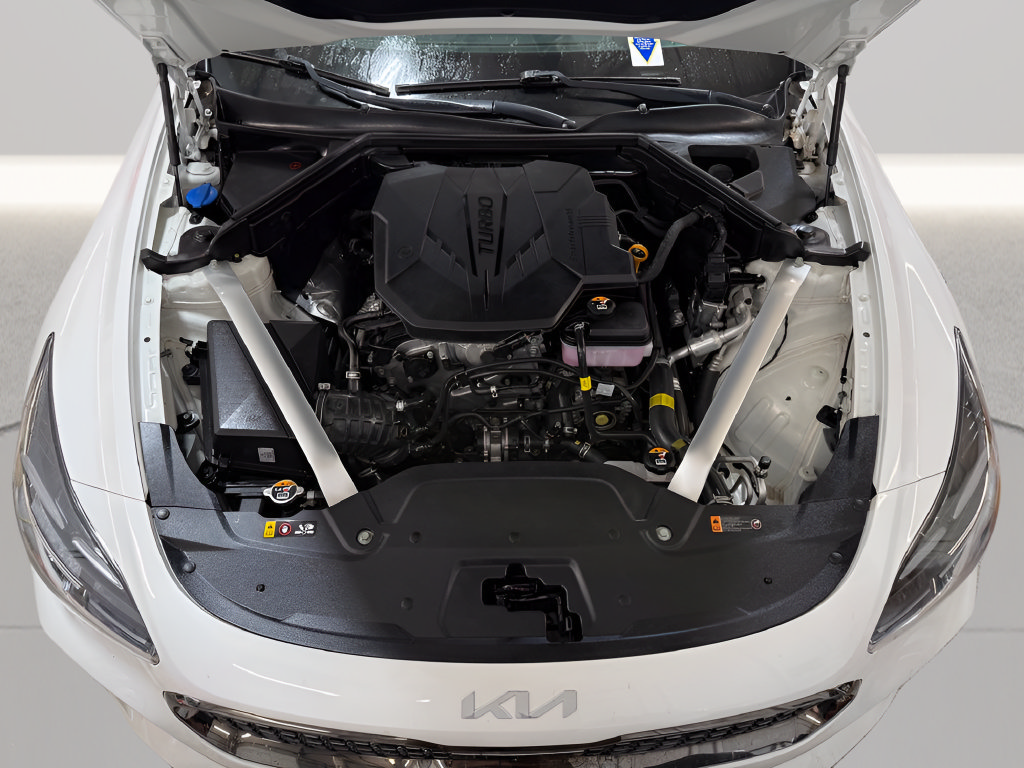 Used 2022 Kia Stinger GT-Line RWD image 36