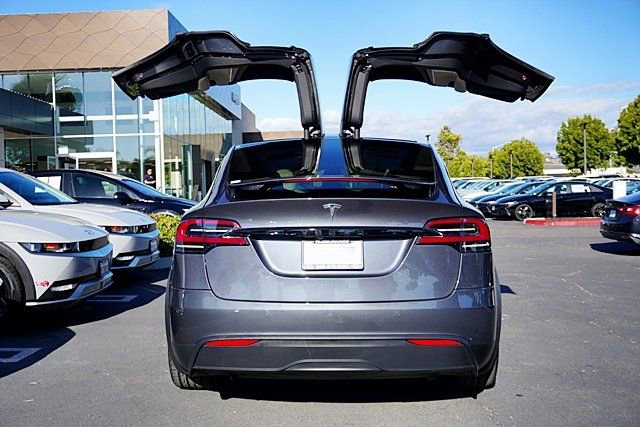 Used 2023 Tesla Model X AWD/4WD image 14