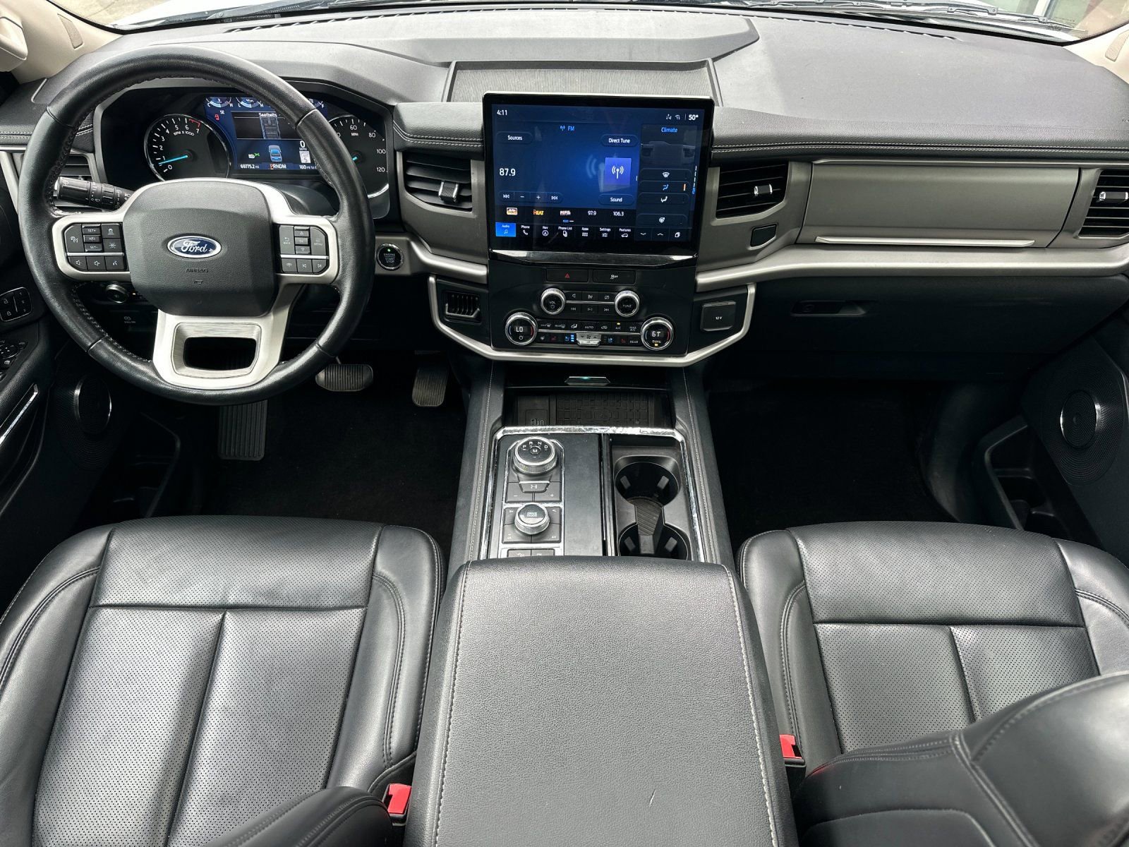 Used 2022 Ford Expedition XLT w/ Equipment Group 202A image 12