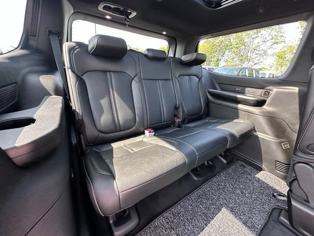 New 2026 Jeep Grand Wagoneer 4WD image 32