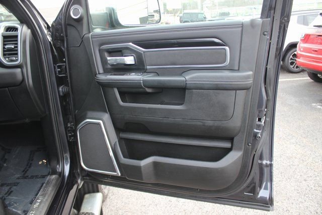 Used 2021 RAM 2500 Laramie image 32