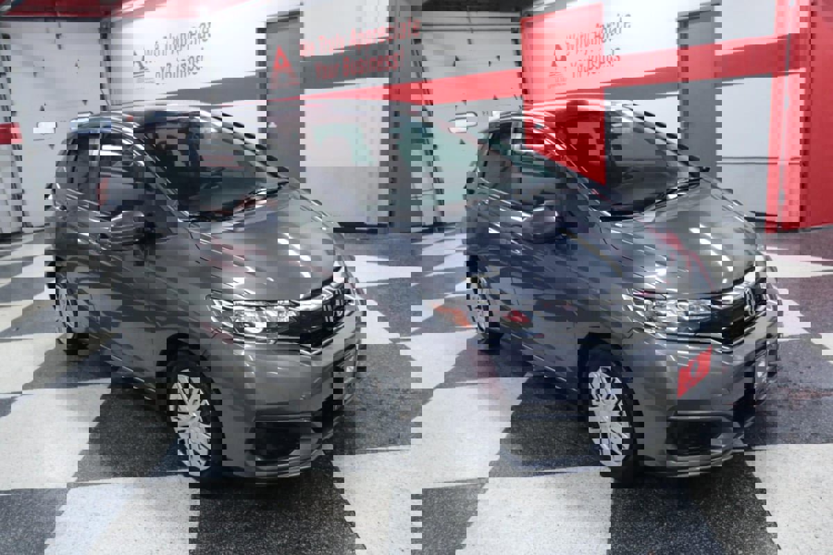 Used 2019 Honda Fit LX image 3