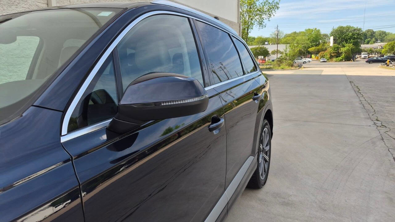 Used 2017 Audi Q7 3.0T Premium Plus image 12