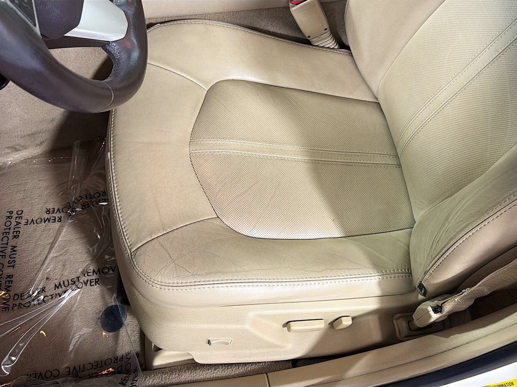 Used 2013 Cadillac CTS Luxury w/ Wood Trim Package AWD/4WD image 20