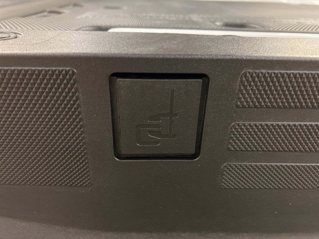 New 2025 Ford F150 Lariat w/ Equipment Group 502A High image 42