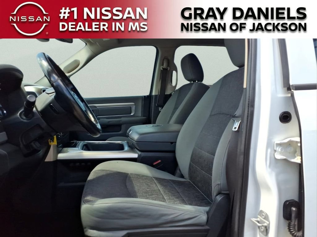 Used 2015 RAM 1500 Big Horn AWD/4WD image 23