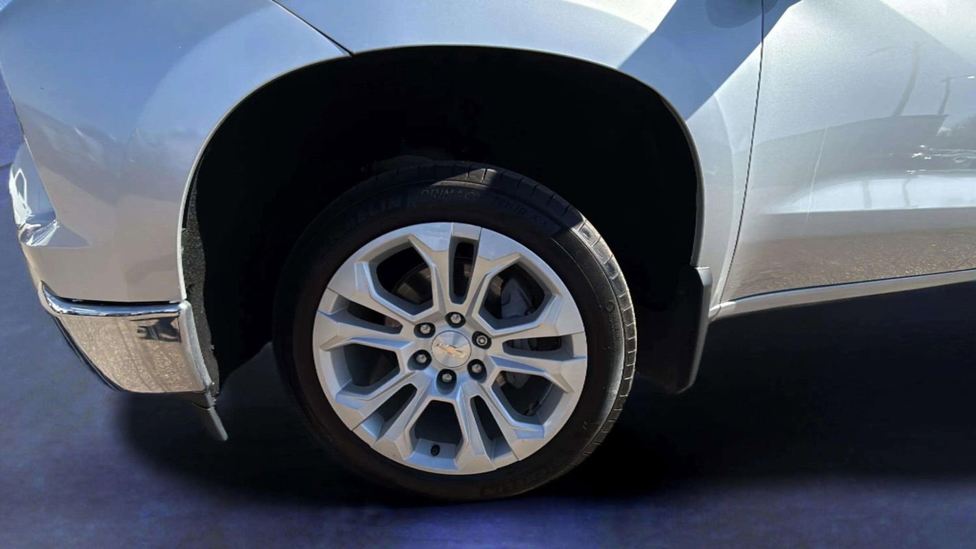 Used 2022 Chevrolet Silverado 1500 LTZ w/ LTZ Premium Package image 23