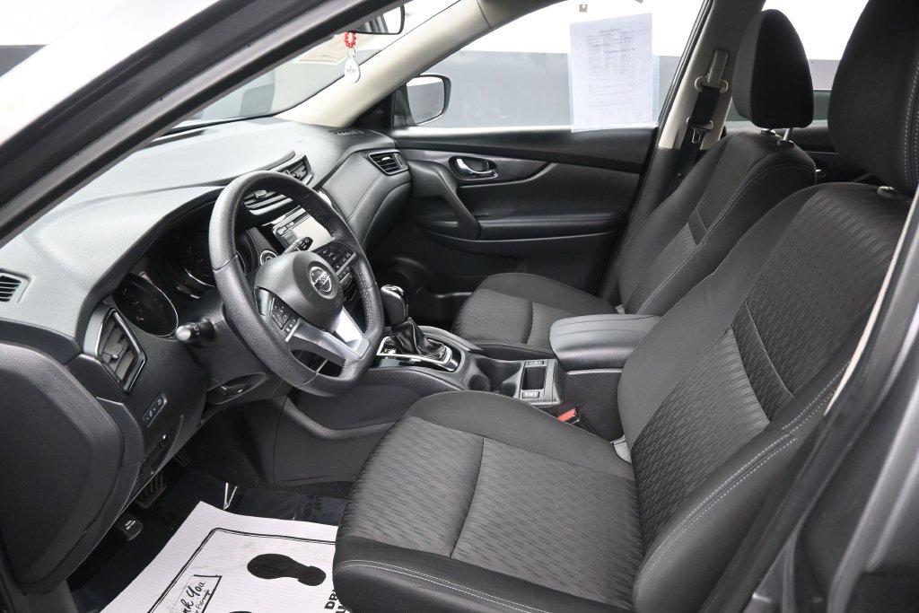 Used 2019 Nissan Rogue SV AWD/4WD image 15