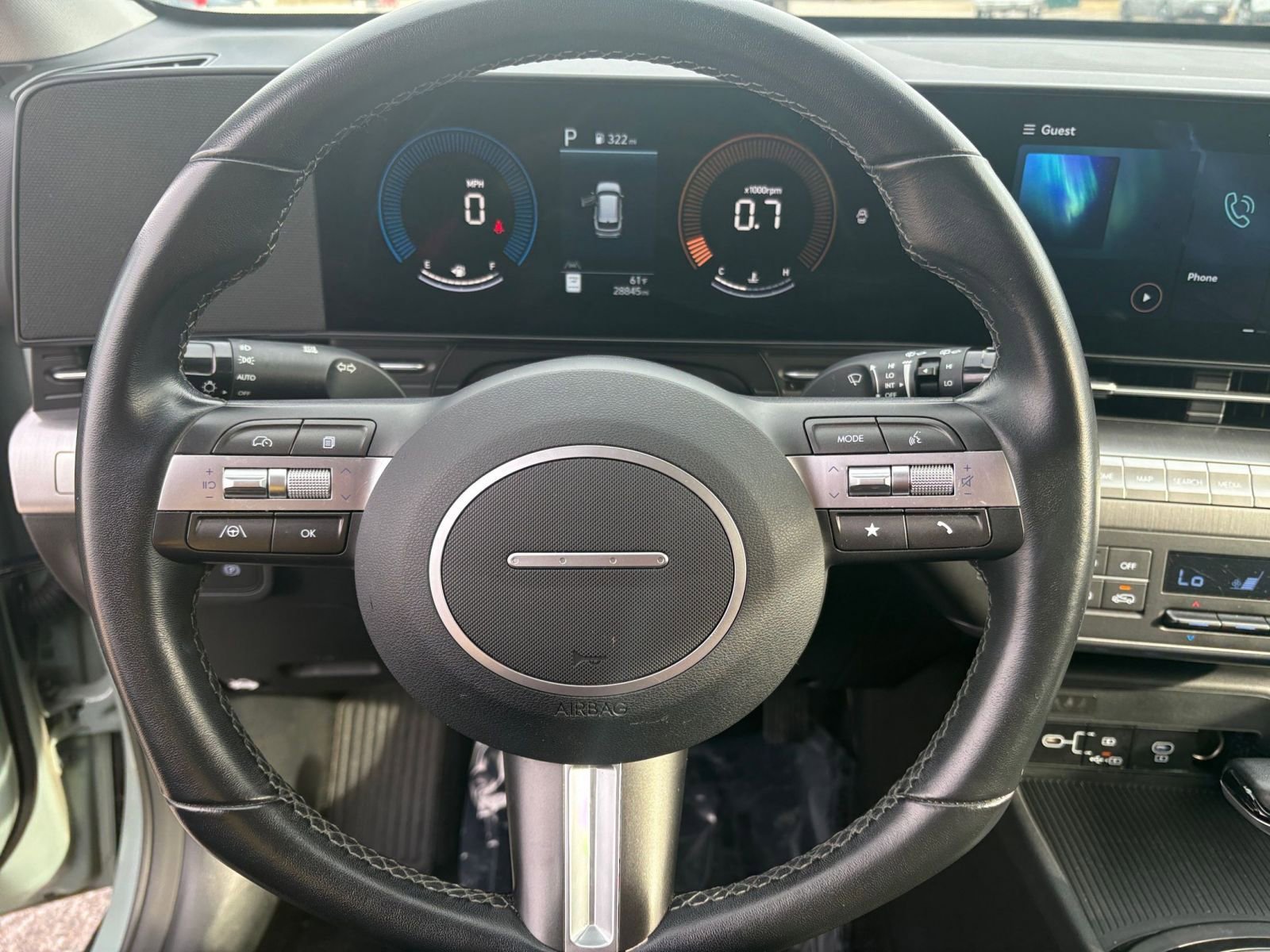 Used 2025 Hyundai Kona SEL image 28