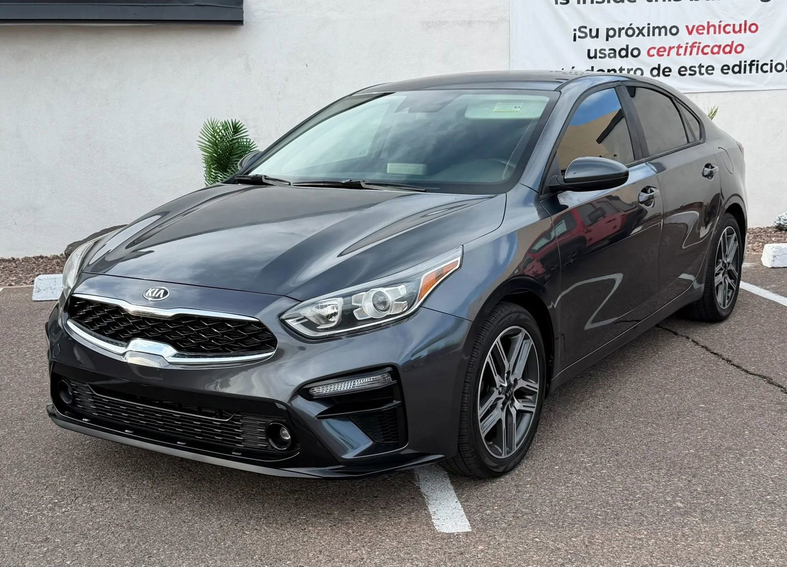 Used 2019 Kia Forte S image 2