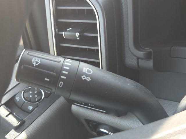 Used 2022 Ford F350 XLT w/ XLT Premium Package image 39