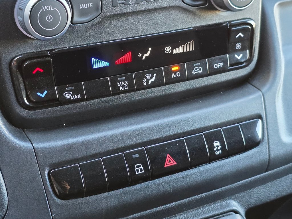 New 2026 RAM ProMaster 3500 FWD image 28