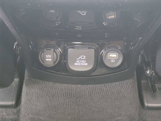 Used 2023 Kia Sorento SX Prestige image 13