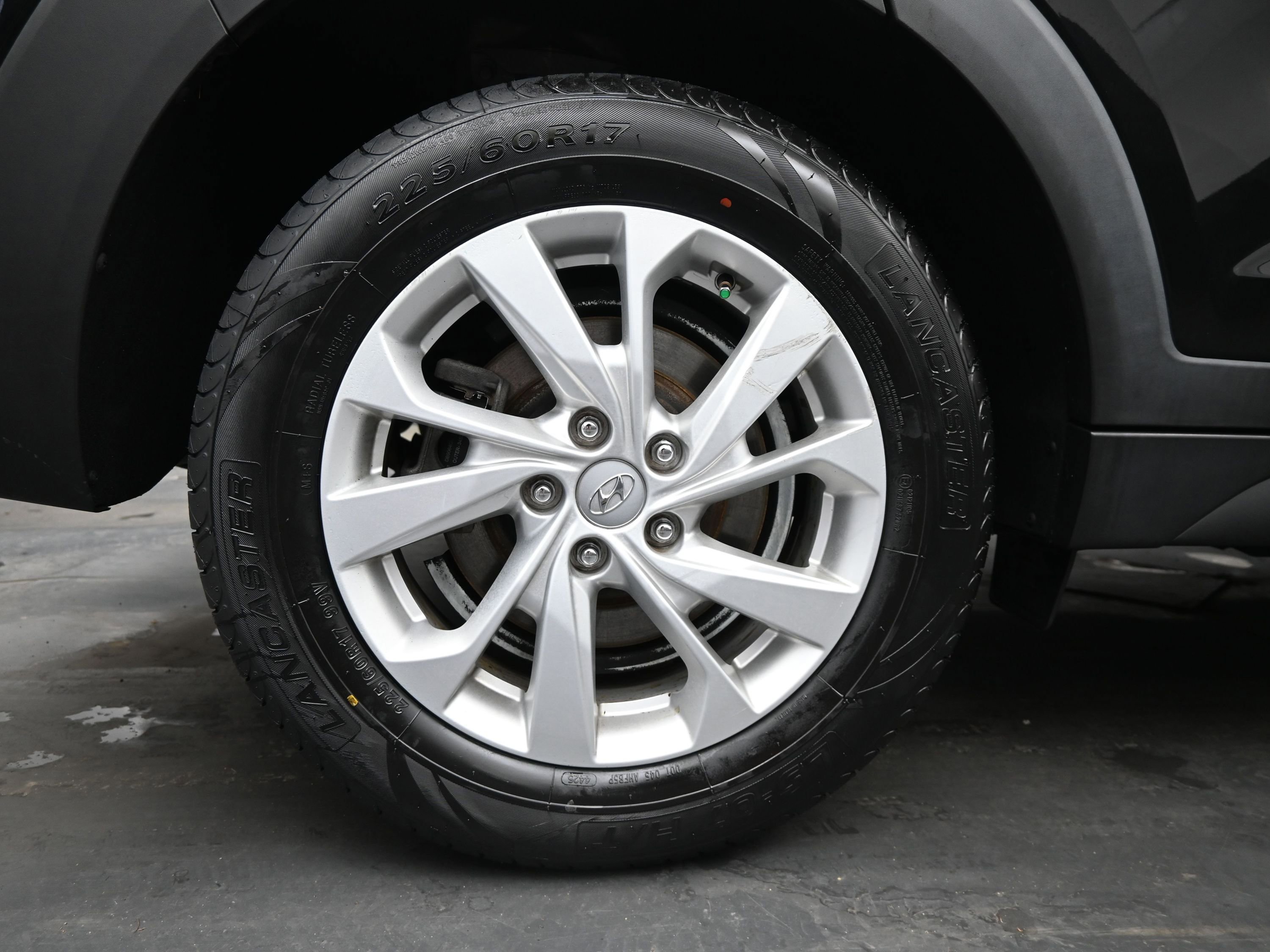 Used 2019 Hyundai Tucson SE image 9