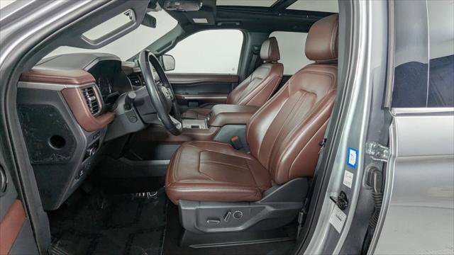 Used 2024 Ford Expedition Limited image 14