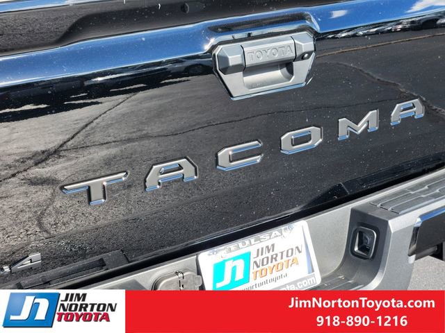 Used 2024 Toyota Tacoma TRD Off-Road image 12