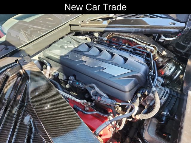 Used 2024 Chevrolet Corvette Stingray Preferred Cpe w/ Body-Color Dual Roof Package RWD image 17