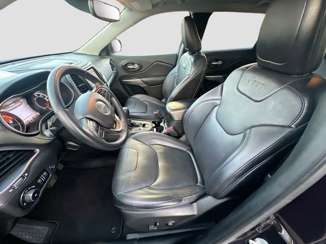 Used 2021 Jeep Cherokee Latitude Lux w/ Comfort/Convenience Group AWD/4WD image 21