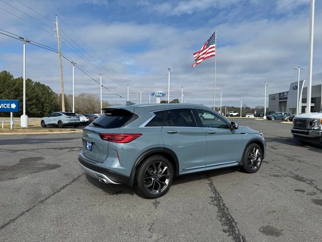 Used 2023 INFINITI QX50 Sensory w/ Accent Package FWD image 6