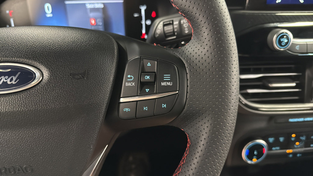 Used 2025 Ford Escape ST-Line AWD/4WD image 23