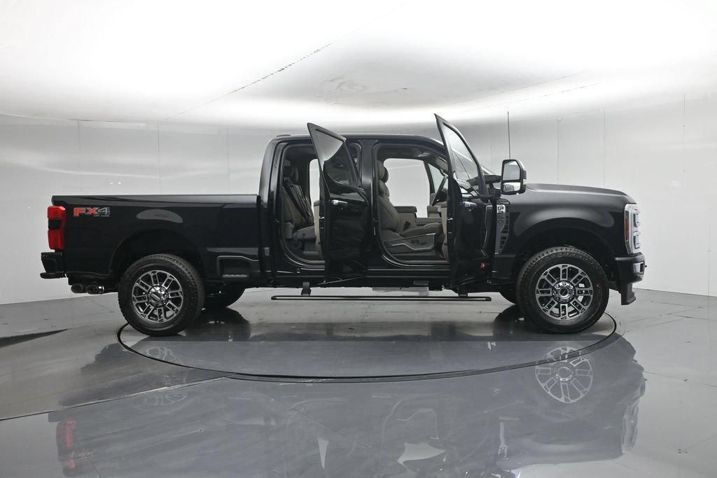New 2026 Ford F250 Platinum w/ Platinum Plus Package AWD/4WD image 4