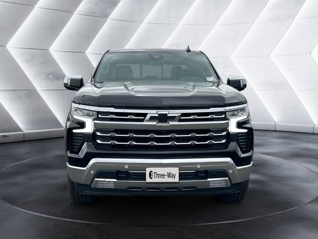 New 2026 Chevrolet Silverado 1500 LTZ w/ Technology Package RWD image 8