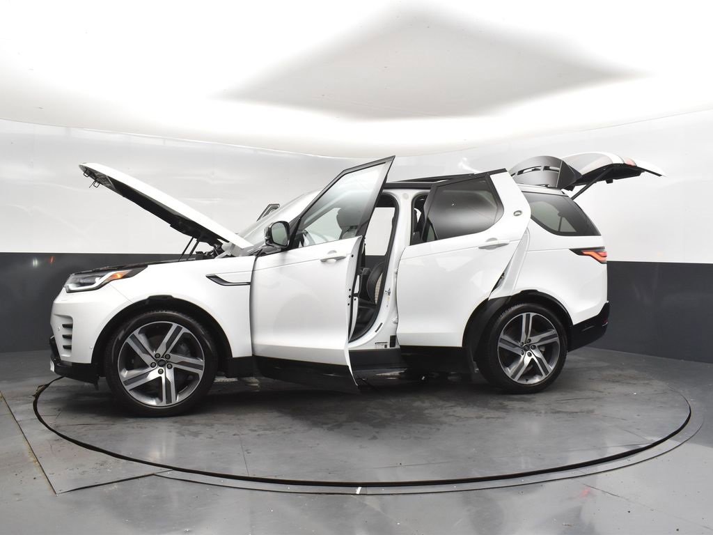 Used 2023 Land Rover Discovery HSE R-Dynamic image 48
