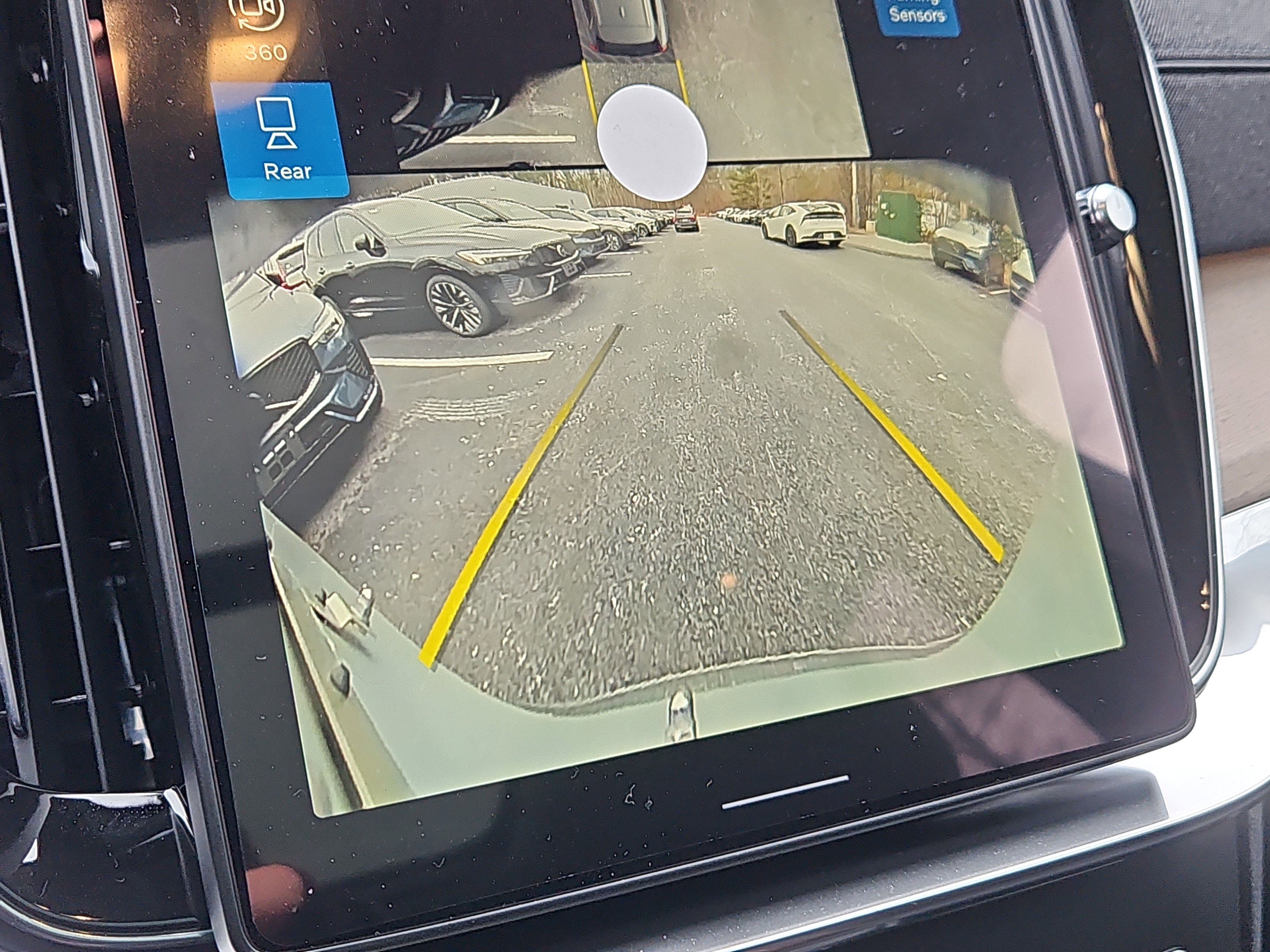 New 2026 Volvo XC90 B6 Plus w/ Protection Package Premier image 6