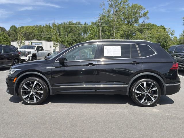 Used 2024 Volkswagen Tiguan SEL R-Line AWD/4WD image 6