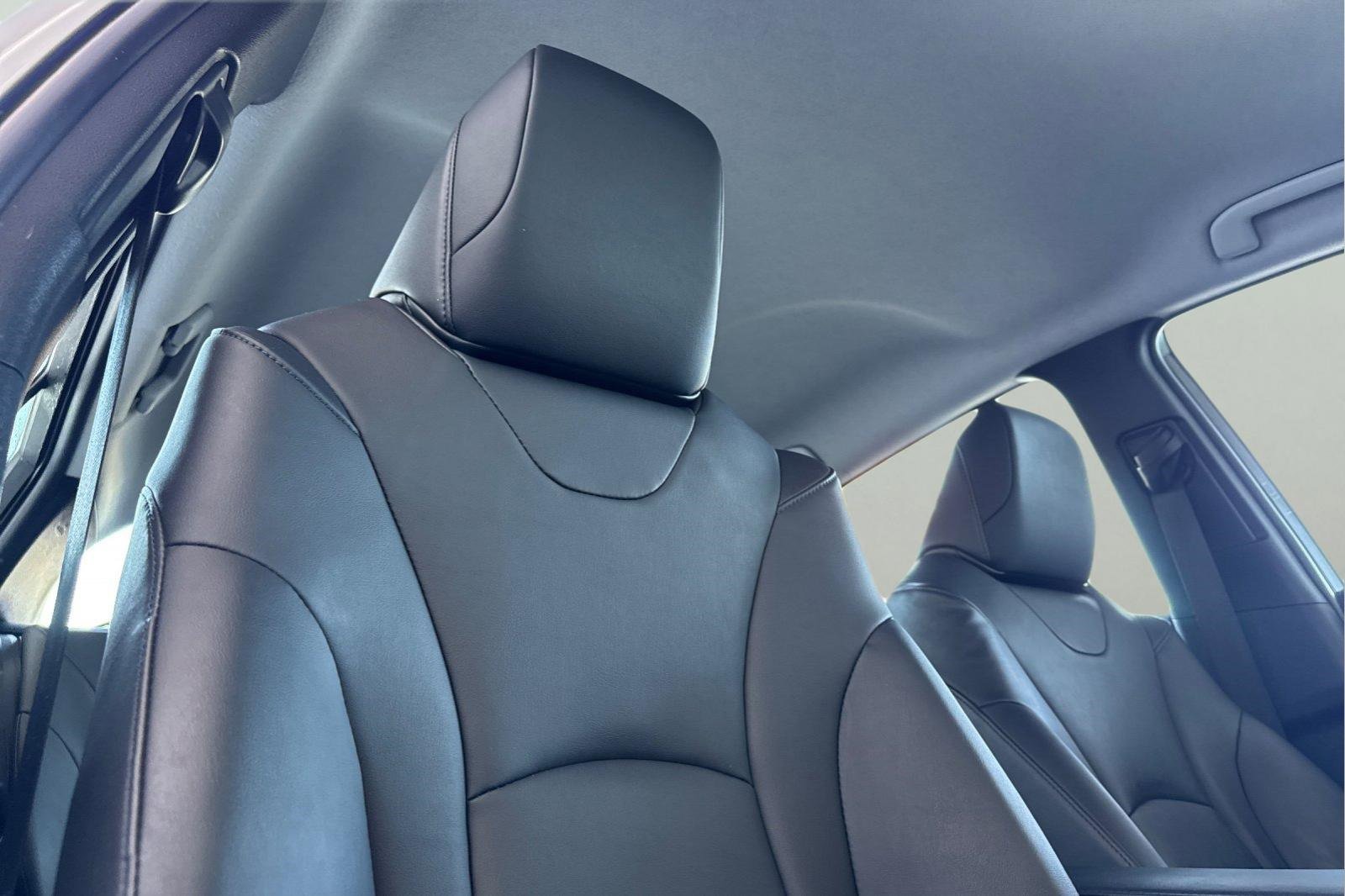 Used 2017 Toyota Prius Prime Advanced image 22