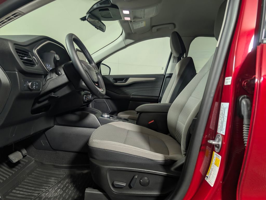 Certified 2022 Ford Escape SE w/ Convenience Package image 11