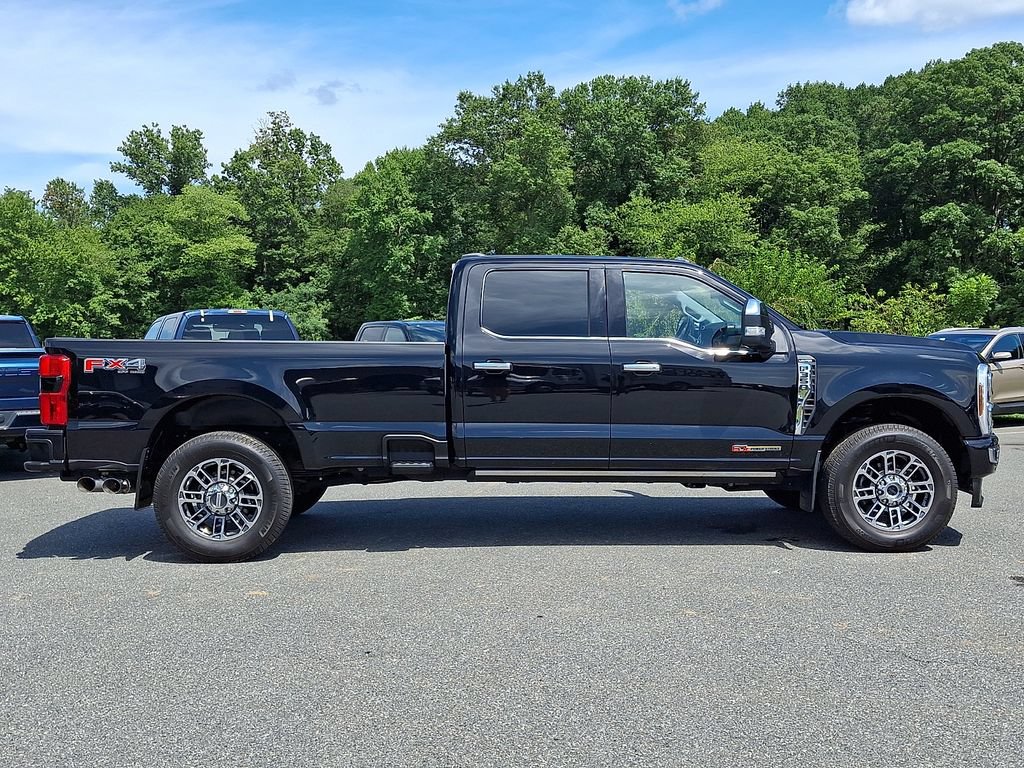 Used 2024 Ford F350 Limited w/ FX4 Off-Road Package AWD/4WD image 7